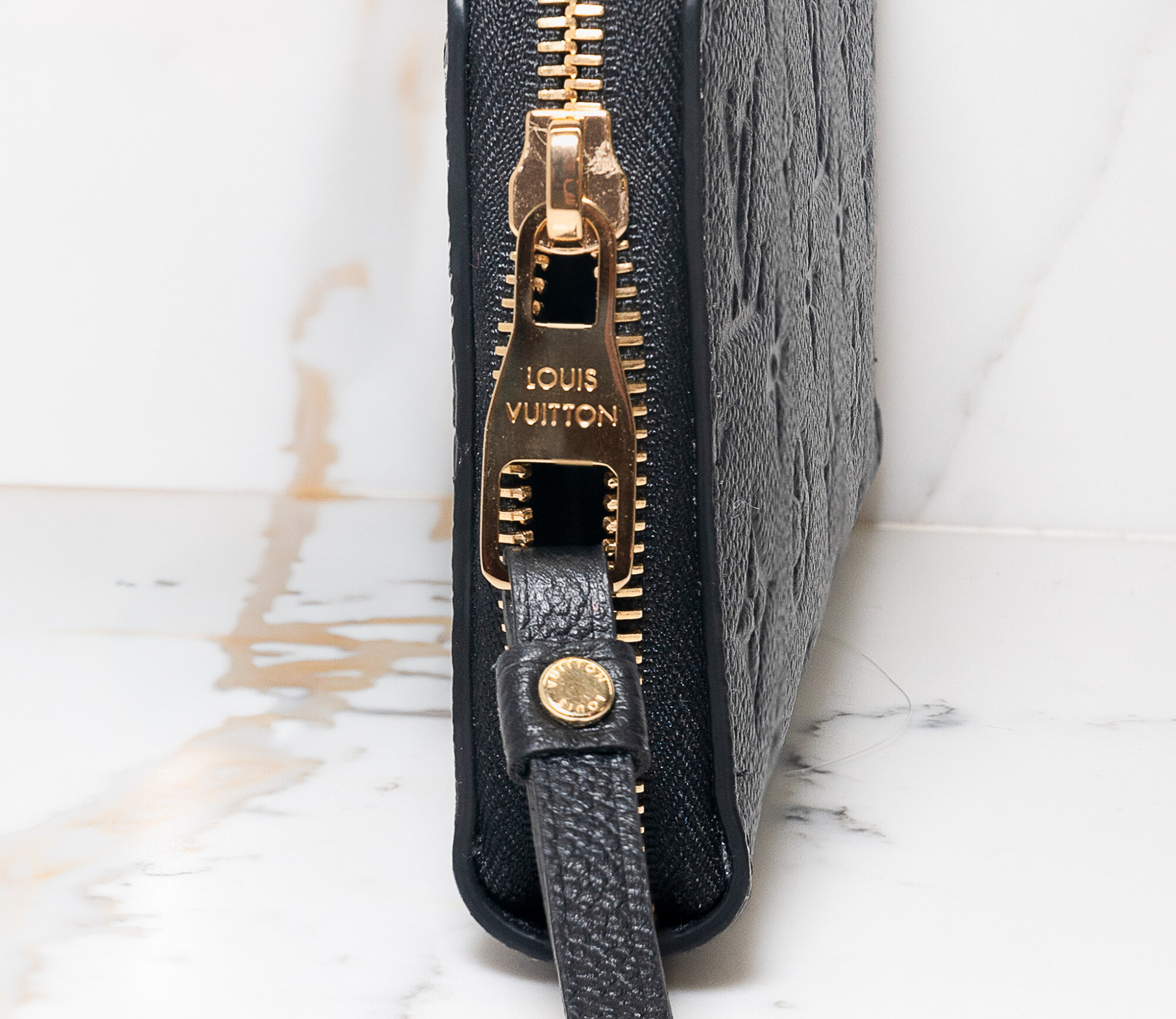 Louis Vuitton Zippy Wallet Black - Image 5
