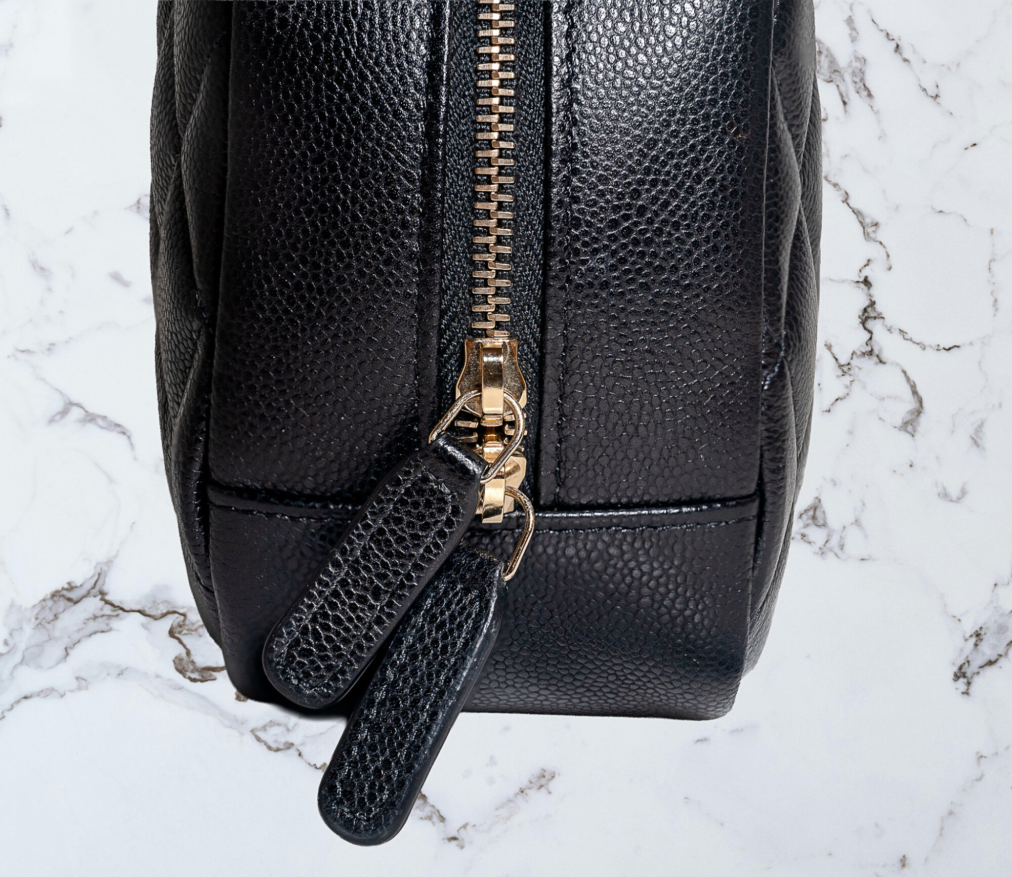 Chanel Black Quilted Cosmetic Bag - Image 5