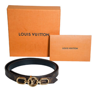 Louis Vuitton belt with box