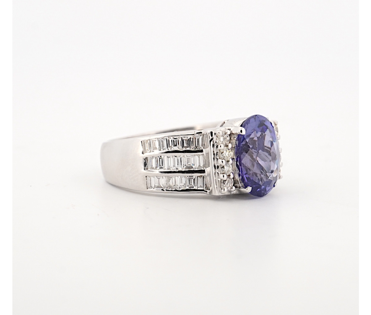 Women's 18k 1.28ct Diamond & Tanzanite Halo Ring - Image 3