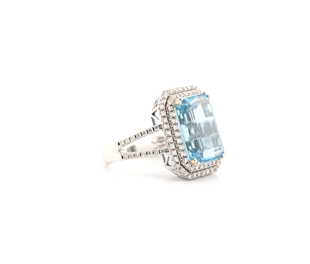 Women's 14k .85ct Diamond & Topaz Ring - Image 2