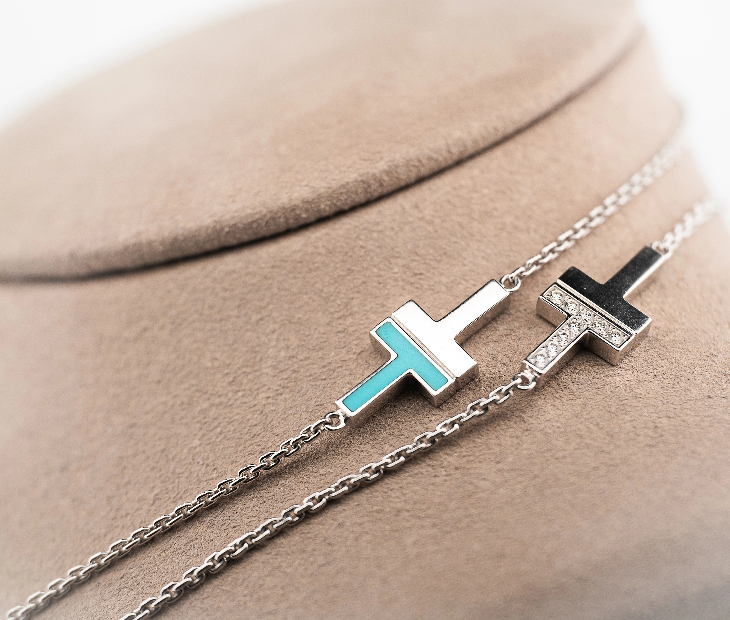Tiffany and Co 18K White Gold T Diamond and Turquoise Necklace - Image 2