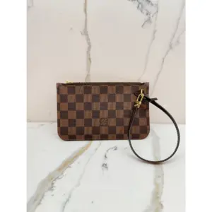 Louis Vuitton Damier Ebene Neverfull PM Pochette