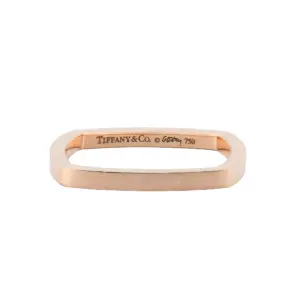 18K Yellow Gold Tiffany Band
