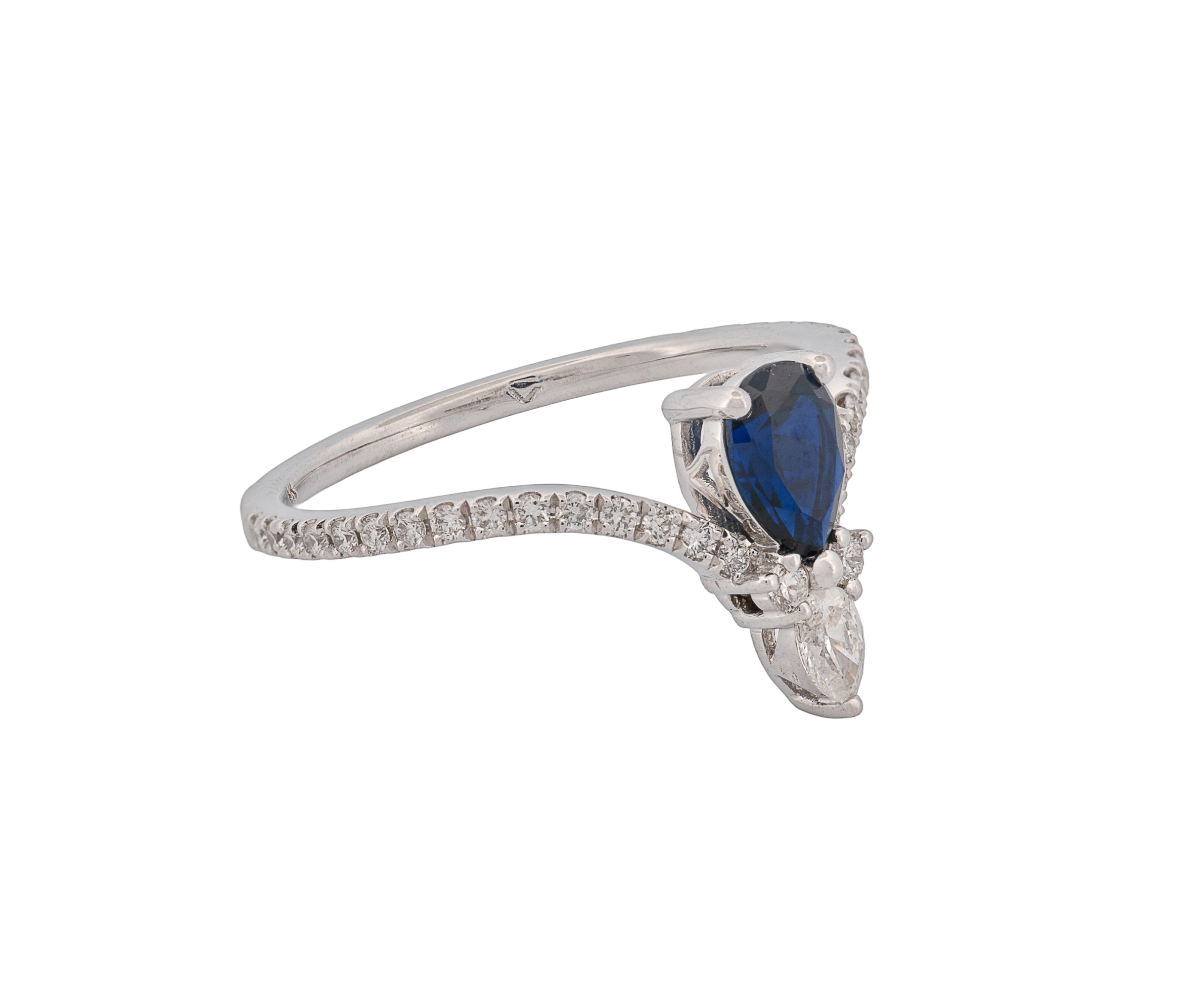 14KT White Gold Sapphire & Diamond Ring - Image 3