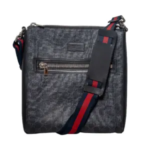 Gucci GG Supreme Messenger Bag